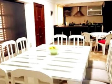 Casa en venta - 3 Dormitorios 1 Baño - 420Mts2 - Villa Luzuriaga