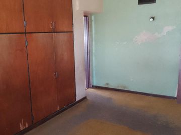 Departamento en venta - 3 Dormitorios 2 Baños - Cochera - La Plata