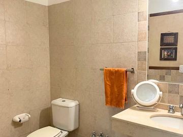 CASA 5 AMBIENTES EN VENTA, BARRIO PRIVADO LOMA ESCONDIDA, LUJAN