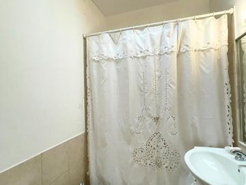 CASA 5 AMBIENTES EN VENTA, BARRIO PRIVADO LOMA ESCONDIDA, LUJAN