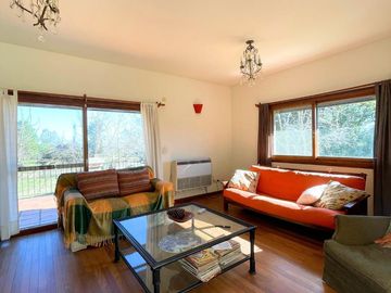 CASA 5 AMBIENTES EN VENTA, BARRIO PRIVADO LOMA ESCONDIDA, LUJAN