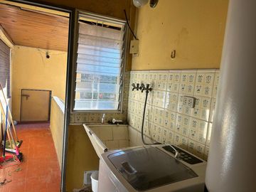 3 locales con vivienda en venta en glew