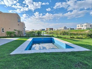 Casa en  Venta El Canton Norte