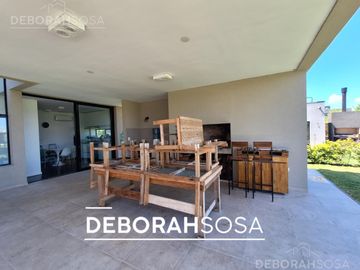 Casa en  Venta -Canton -golf-zona norte-escobar