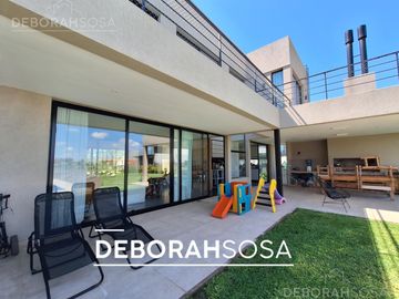 Casa en  Venta -Canton -golf-zona norte-escobar