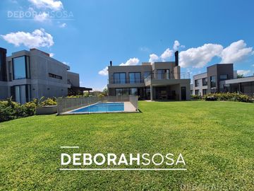Casa en  Venta -Canton -golf-zona norte-escobar
