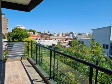 Amplisimo Depto - con COCHERA Y TERRAZA Exclusiva! Alquilado!