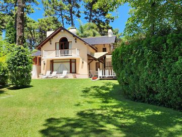 Casa en Retama al 700 - Pinamar
