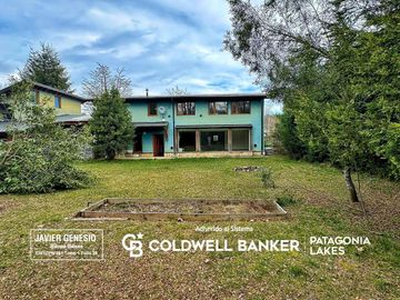 VENTA Casa 230m2 con Anexo 90M2 B° El Once, Villa La Angostura
