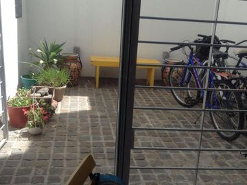 4 Dormitorios - Terraza - Parrilla - RECICLADA - Casa en CHACARITA