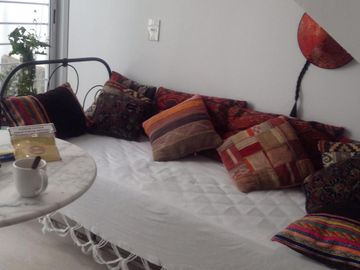 4 Dormitorios - Terraza - Parrilla - RECICLADA - Casa en CHACARITA