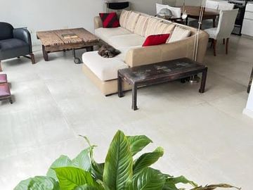 4 Dormitorios - Terraza - Parrilla - RECICLADA - Casa en CHACARITA