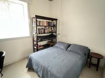 4 Dormitorios - Terraza - Parrilla - RECICLADA - Casa en CHACARITA