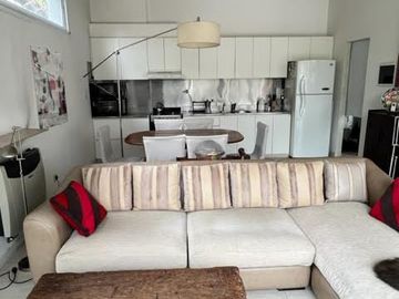 4 Dormitorios - Terraza - Parrilla - RECICLADA - Casa en CHACARITA