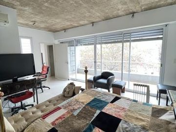 4 Dormitorios - Terraza - Parrilla - RECICLADA - Casa en CHACARITA