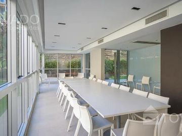 3 ambientes con Cochera en la Torre NIC de Palermo Hollywood!
