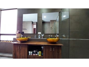 SE VENDE HERMOSA CASA EN TENJO