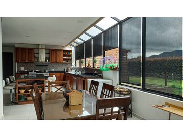 SE VENDE HERMOSA CASA EN TENJO