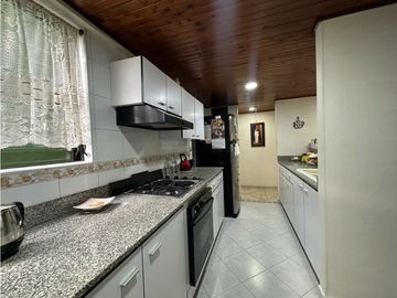 Se Vende Apartamento en Unidad Enclave La Mota