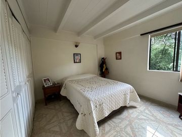 Se Vende Apartamento en Unidad Enclave La Mota