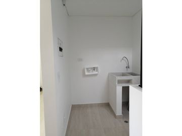 Arrendamos Apartamento Barrio Ingles 3hab, 2baños