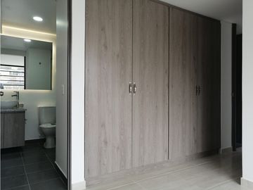 Arrendamos Apartamento Barrio Ingles 3hab, 2baños
