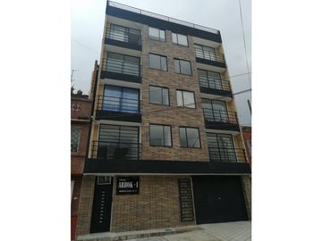 Arrendamos Apartamento Barrio Ingles 3hab, 2baños