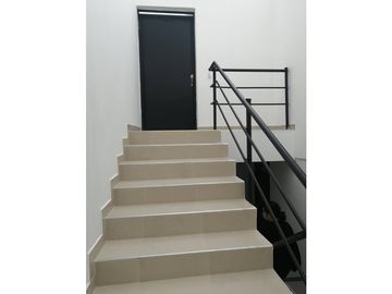 Arrendamos Apartamento Barrio Ingles 3hab, 2baños