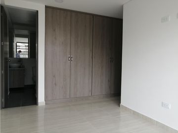 Arrendamos Apartamento Barrio Ingles 3hab, 2baños