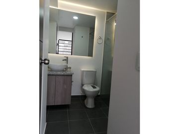 Arrendamos Apartamento Barrio Ingles 3hab, 2baños