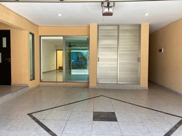 Casa en venta en Col. Primero de Mayo Norte. BOCA DEL RÍO, VERACRUZ.