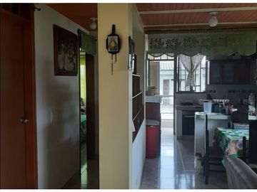 Casa para la venta en Cuba, Miraflores, Sector de Naranjito,Pereira