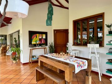 Casa campestre en conjunto cerrado en venta sector Aeropuerto