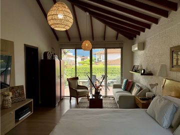 Casa campestre en conjunto cerrado en venta sector Aeropuerto