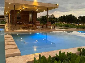 CASA  EN CHOLUL CON ALBERCA EN EL NORTE DE MERIDA YUCATAN