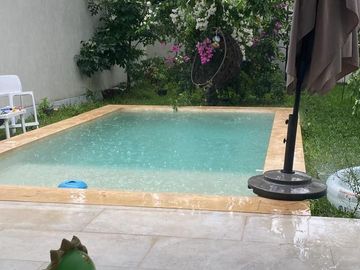 Venta de casa en privada Zelena Conkal, con una habitación en planta baja