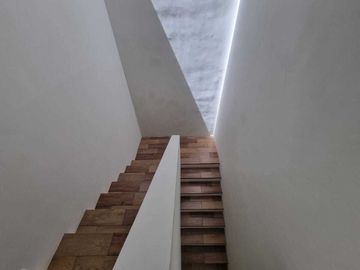 Venta de casa en privada Zelena Conkal, con una habitación en planta baja