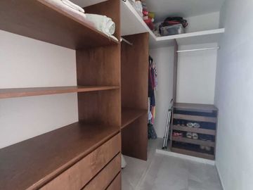 Venta de casa en privada Zelena Conkal, con una habitación en planta baja