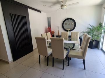 Casa equipada en venta en Zona Norte, Cholul, Casa Chaka