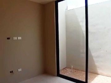 Casa en Venta de una planta y en equina en Dzityá Mérida