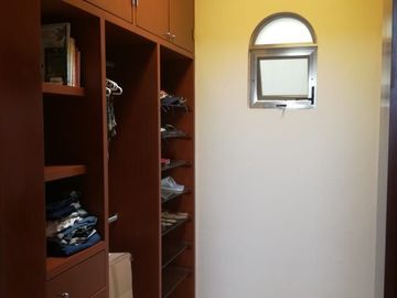 Venta de hermosa residencia de una planta en Zona Norte, Montecristo