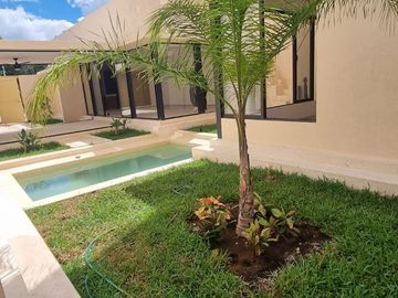 Venta de casa en Residencial Xcanatún, Mérida