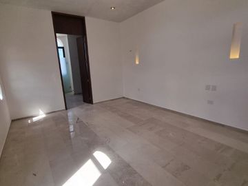 Venta de casa en Residencial Xcanatún, Mérida