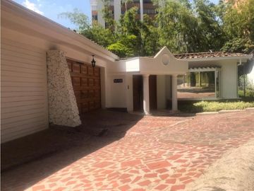 CASA LOTE EN VENTA SECTOR CASTROPOL - POBLADO