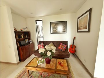Se Vende o Alquila Apartamento Condominio La Reserva Av Centenario