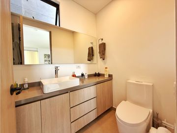 Se Vende o Alquila Apartamento Condominio La Reserva Av Centenario