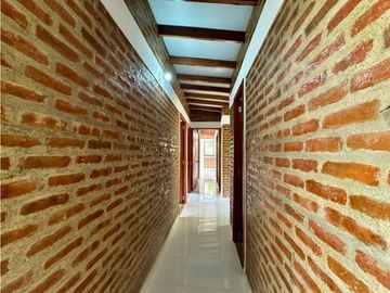Casa campestre nueva en venta en condominio La Buitrera Palmira Valle