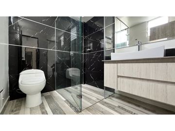 ALQUILER DE CASA EN SANTA CLARA ESQUINERA DE LAS VILLAS REMODELADA