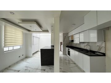 ALQUILER DE CASA EN SANTA CLARA ESQUINERA DE LAS VILLAS REMODELADA