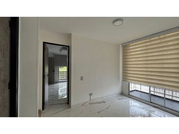 ALQUILER DE CASA EN SANTA CLARA ESQUINERA DE LAS VILLAS REMODELADA